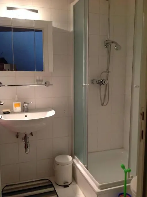 안트베르펜 Fijne Studio Op Het Zuid 아파트